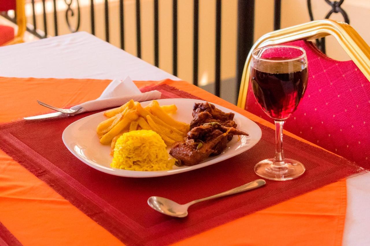 Kahondo Buffalo Hotel Kampala Makerere Bagian luar foto